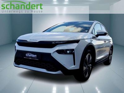 Moonweiß metallic (weiß) metallic Gebraucht 2025 Skoda Elroq Loft SUV | 38.880 € (Fairer Preis)