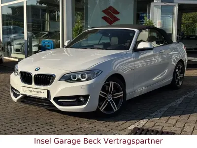 Gebraucht BMW 220 Performance 190 PS (139 kW) 2015 Weiß Cabrio