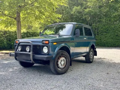 Usata Lada niva 82 CV (60 kW) 2003 Verde SUV