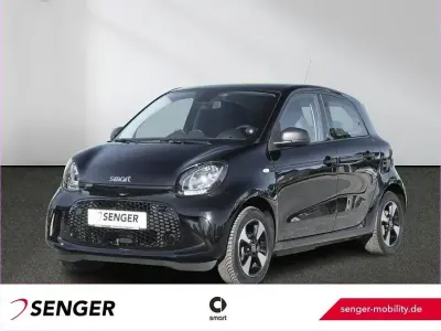 Usata Smart ForFour Electric Drive Passion 60 kW (82 CV) 2021 Nero Berlina
