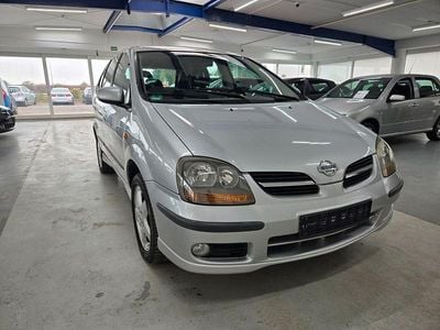 Usata Nissan Almera Tino Acenta 136 CV (100 kW) 2001 Grigio Monovolume