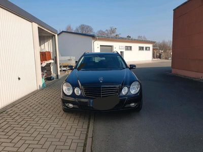 Mercedes E200