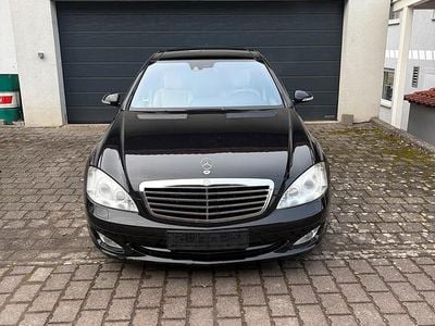 Gebraucht Mercedes S500 387 PS (284 kW) 2007 Schwarz Limousine