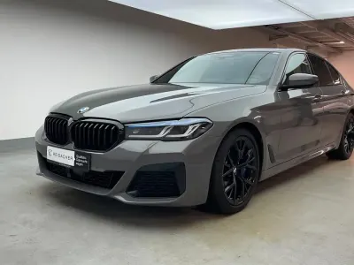 Używany BMW M550 Efficient Dynamics 530 KM (389 kW) 2021 Szary Sedan/Limuzyna