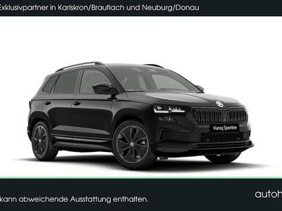 Blackmagic perleffekt (schwarz) Neu 2025 Skoda Karoq SportLine SUV | 38.390 € (Fairer Preis)