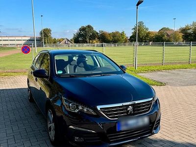Blau Gebraucht 2018 Peugeot 308 Active Kombi | 12.500 € (Fairer Preis)