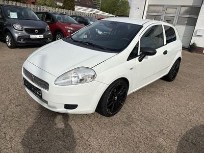 Usata Fiat Punto Lounge 69 CV (50 kW) 2013 Bianco Utilitaria