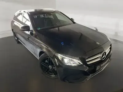 Gebraucht Mercedes C180 Avantgarde 156 PS (114 kW) 2017 Obsidianschwarz  metalliclack Kombi