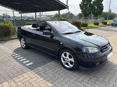 Begagnad Opel Astra Cabriolet 2005 Svart Cab