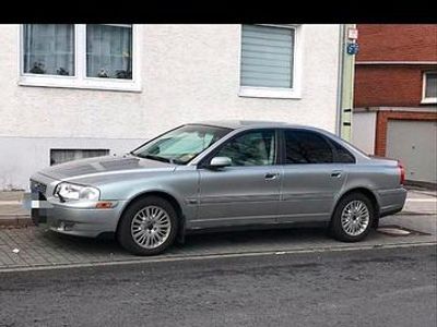 Second-hand Volvo S80 103 CP (75 kW) 2004 Argintiu Berlinǎ