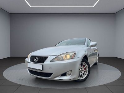 Lexus IS220d