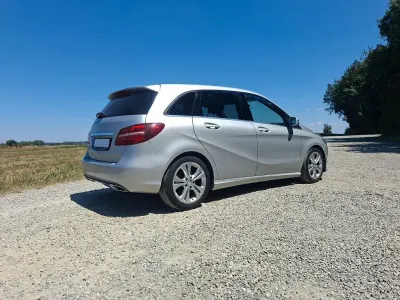 Gebraucht Mercedes B200 Urban 136 PS (100 kW) 2016 Silber Kleinwagen
