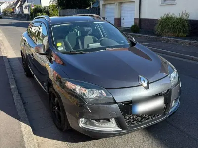 Gebraucht Renault Mégane GrandTour GT 163 PS (119 kW) 2013 Grau Kombi