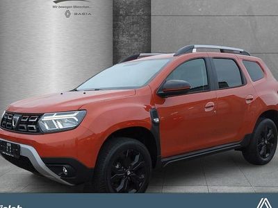 Second-hand Dacia Duster Extreme 150 CP (110 kW) 2022 Portocaliu SUV