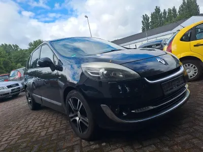 Gebraucht Renault Grand Scénic III Bose Edition 160 PS (117 kW) 2013 Schwarz Van / Kleinbus
