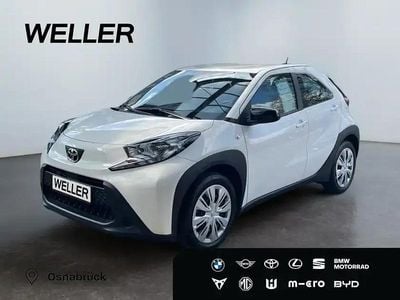 Nuova Toyota Aygo 72 CV (52 kW) 2025 Bianco Utilitaria