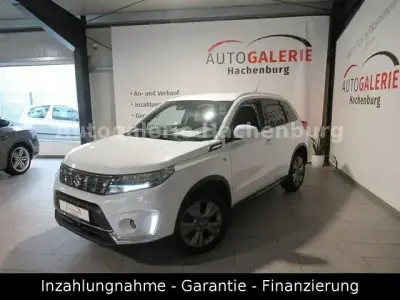 Gebraucht Suzuki Vitara 129 PS (94 kW) 2020 Weiß SUV