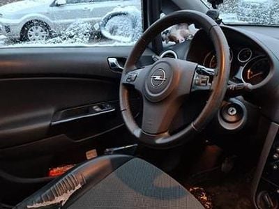 Blau Gebraucht 2009 Opel Corsa Kleinwagen | 2.900 € (Etwas zu teuer)