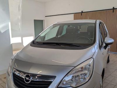 Gebraucht Opel Meriva Edition 101 PS (74 kW) 2010 Silber Van / Kleinbus
