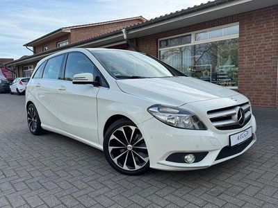 Gebraucht Mercedes B180 Sport 109 PS (80 kW) 2012 Weiß Van / Kleinbus