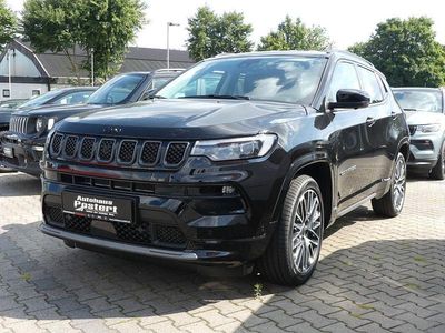 Neu Jeep Compass Summit 131 PS (96 kW) 2025 Schwarz SUV