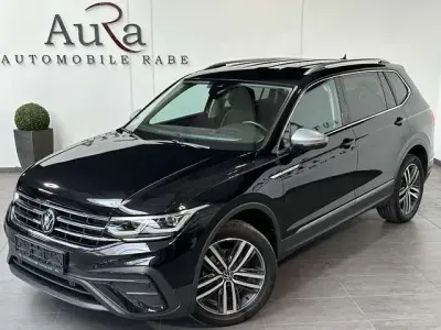 Gebraucht VW Tiguan Allspace Life 150 PS (110 kW) 2023 Deep black SUV
