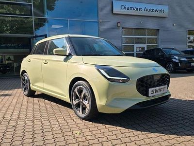 Neu Suzuki Swift Comfort+ 83 PS (61 kW) 2025 Gelb Kleinwagen