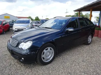 Second-hand Mercedes C220 150 CP (110 kW) 2004 Negru Break