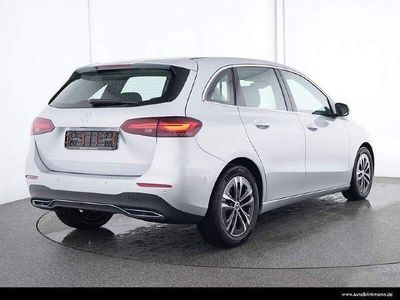 Gebraucht Mercedes B180 Advanced 136 PS (100 kW) 2023 Iridiumsilber Kleinwagen