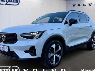 Weiß Gebraucht 2024 Volvo XC40 Plus SUV | 37.250 € (Etwas zu teuer)