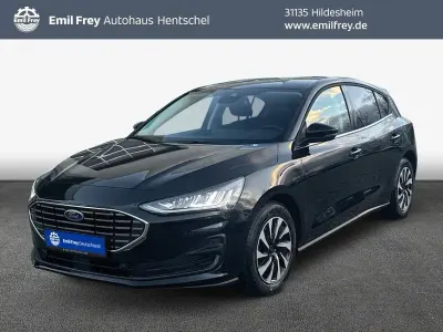 Neu Ford Focus Titanium 125 PS (91 kW) 2025 Agate black metallic Limousine