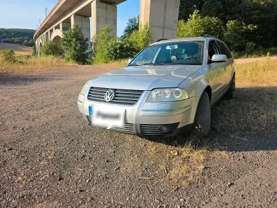 Gebraucht VW Passat Highline 170 PS (125 kW) 2002 Silber Kombi