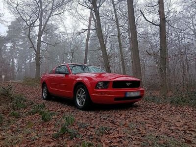 Gebraucht Ford Mustang GT 220 PS (161 kW) 2005 Rot Coupé