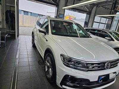 Gebraucht VW Tiguan Allspace 190 PS (139 kW) 2019 Weiß SUV