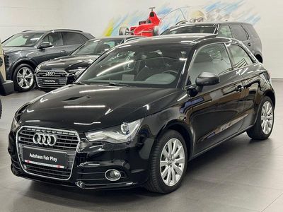 Brillantschwarz Gebraucht 2011 Audi A1 Ambition Kleinwagen | 14.990 € (Teuer)