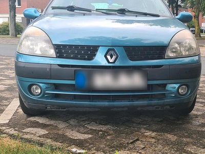 Gebraucht Renault Clio II 75 PS (55 kW) 2003 Blau Kleinwagen
