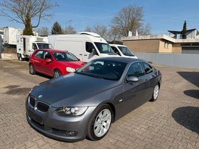 Gebraucht BMW 325 Performance 218 PS (160 kW) 2007 Grau Coupé