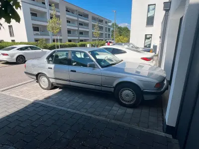 Gebraucht BMW 730 188 PS (138 kW) 1989 Silber Limousine