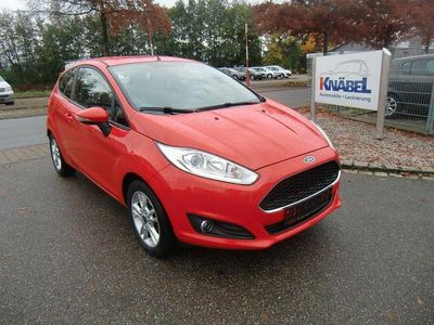 Rot Gebraucht 2016 Ford Fiesta Celebration Kleinwagen | 7.590 € (Fairer Preis)