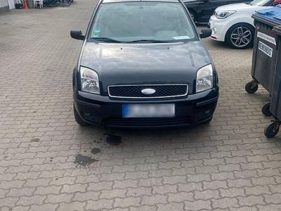 Gebraucht Ford Fusion 100 PS (73 kW) 2003 Schwarz Kleinwagen