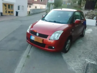 Gebraucht Suzuki Swift 92 PS (67 kW) 2007 Orange Kleinwagen