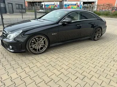 Gebraucht Mercedes CLS63 AMG AMG 514 PS (378 kW) 2009 Schwarz Limousine