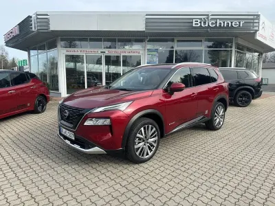 Gebraucht Nissan X-Trail Tekna+ 158 PS (116 kW) 2024 Rot SUV