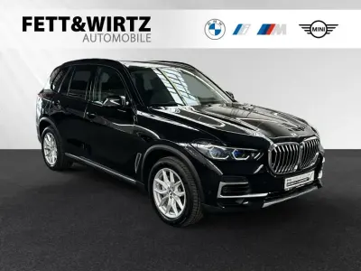 Gebraucht BMW X5 xLine 286 PS (210 kW) 2022 Saphirschwarz metallic SUV