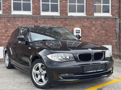 Gebraucht BMW 116 Advantage 122 PS (89 kW) 2010 Schwarz Kleinwagen