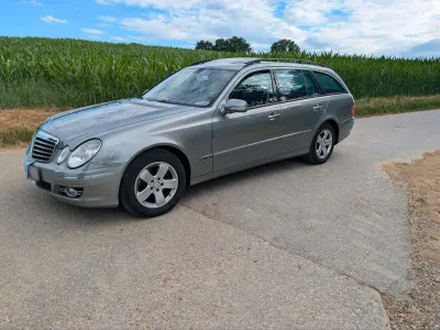 Gebraucht Mercedes 220 170 PS (125 kW) 2008 Silber Kombi