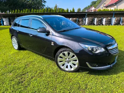 Gebraucht Opel Insignia 194 PS (142 kW) 2013 Schwarz Kombi
