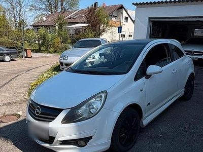 Gebraucht Opel Corsa 80 PS (58 kW) 2010 Weiß Kleinwagen