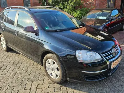 Gebraucht VW Golf VI 102 PS (75 kW) 2009 Schwarz Kleinwagen