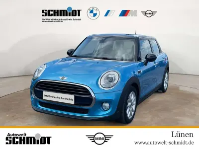 Używany Mini Cooper 136 KM (100 kW) 2017 Niebieski Hatchback